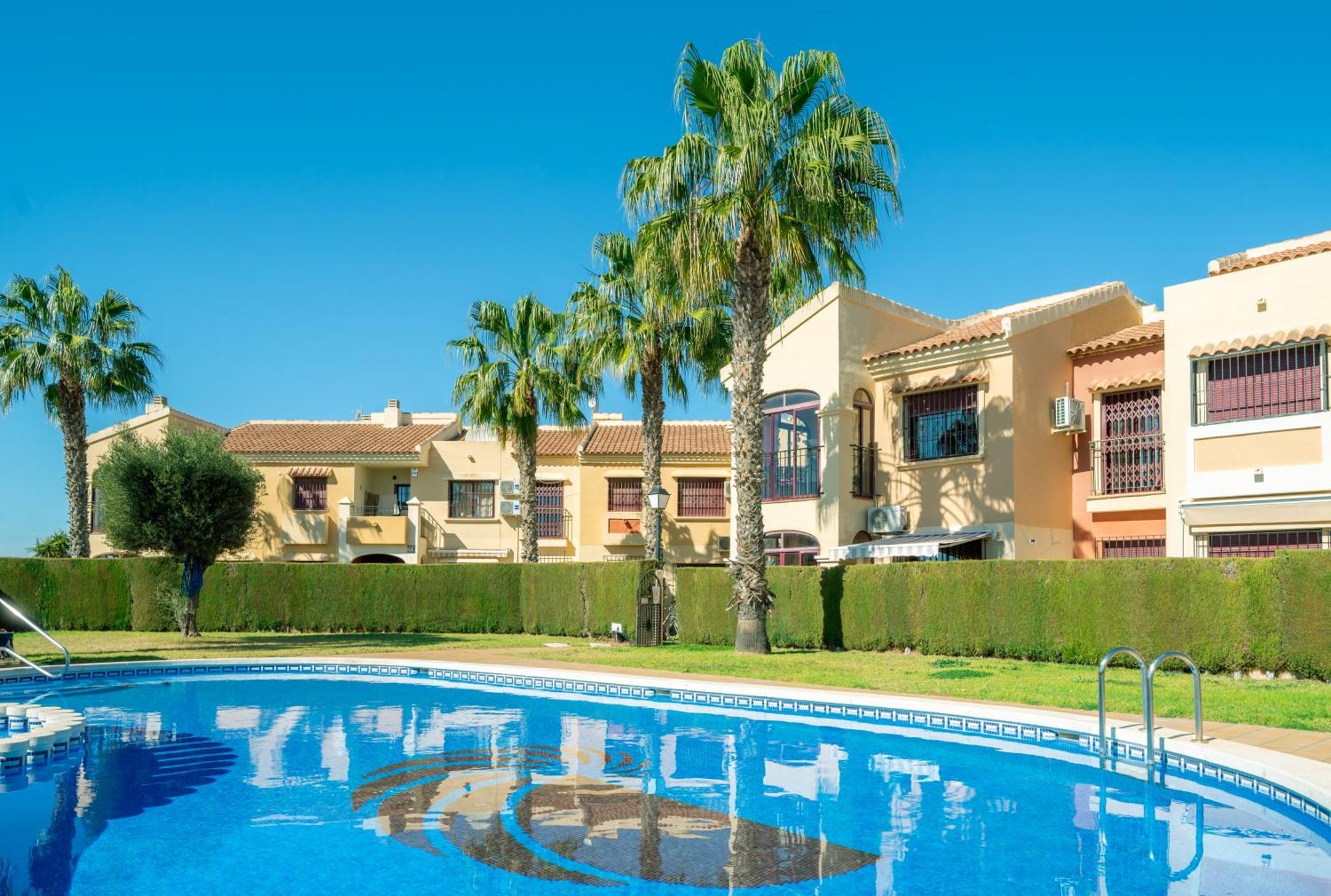 Club Salino Hideaway-Your Peaceful Retreat With Pool In Torrevieja Ngoại thất bức ảnh